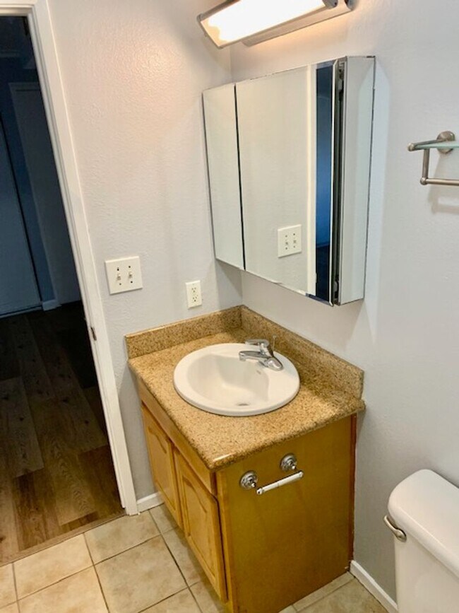 Building Photo - Great 1 bed 1 bath Condo in Pittsburg -- COMING SOON !!!