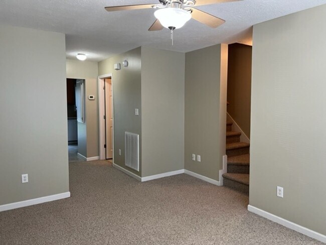 Building Photo - 79 Trimmer Trail