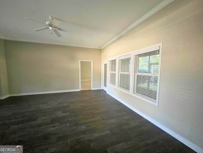 Building Photo - 107 Kathryne Bailey Dr