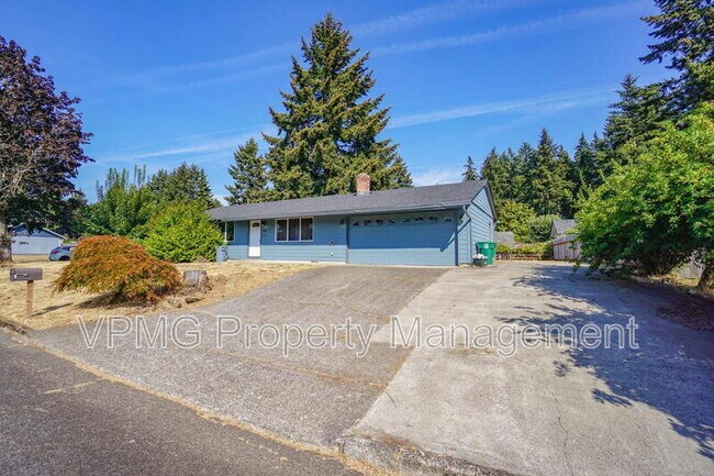 Building Photo - 3513 NE 135th Ave