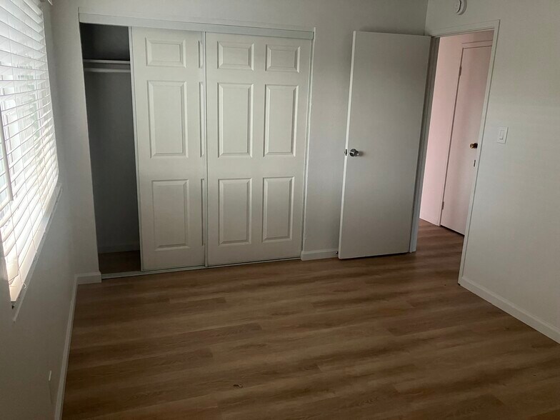 Building Photo - 2467 Colina Ct