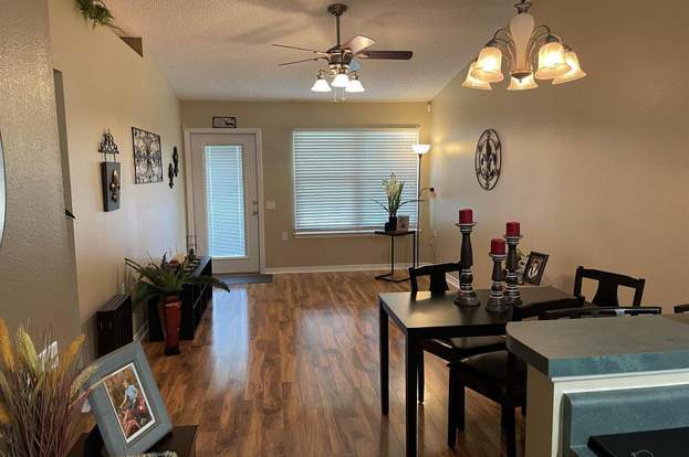 Building Photo - 319 Loveland Cir