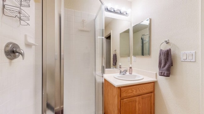 Building Photo - PURE Property Management - Adorable two-st...