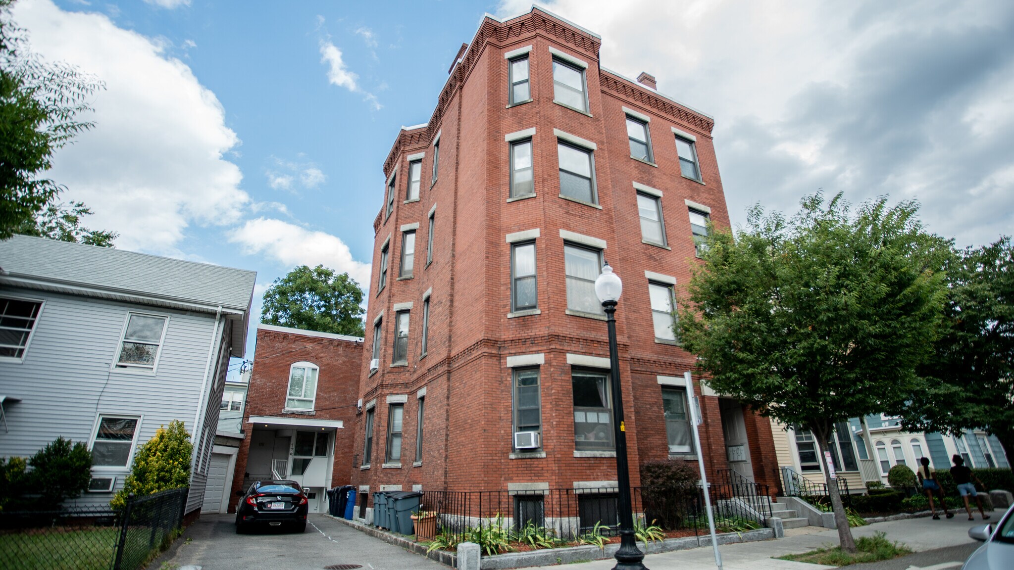 Building Photo - 169 Western Ave