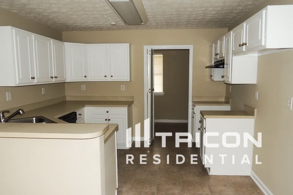 Building Photo - 87 Cypress Pl
