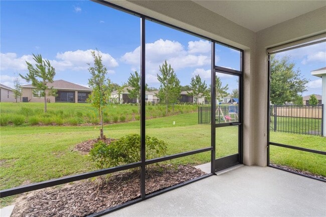 Building Photo - 5420 Sunshine Dr