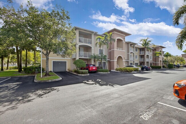 Building Photo - 6510 Emerald Dunes Dr