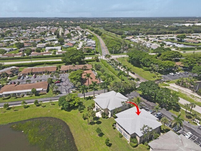 Building Photo - 5910 Via Delray Blvd
