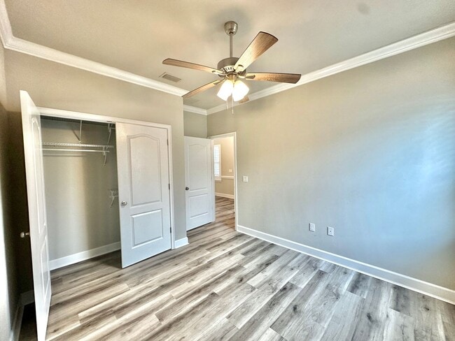 Building Photo - Modern Comfort in Fletcher Oaks – 3BR/2BA Home with Natural Light & Serene Views