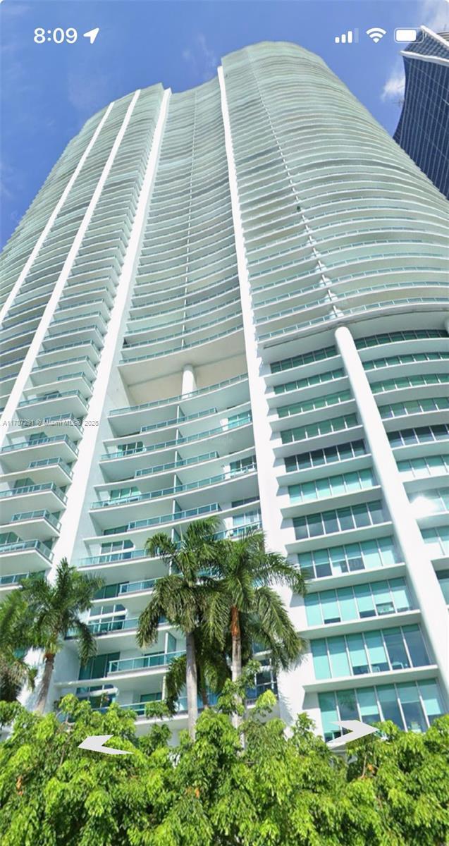 Building Photo - 900 Biscayne Blvd