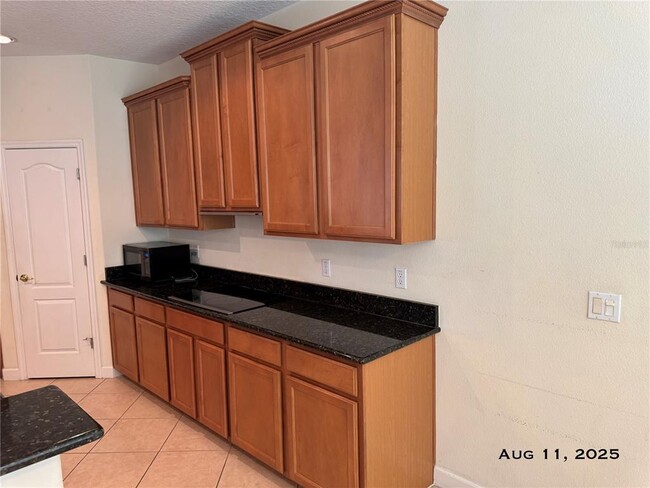 Building Photo - 930 Timber Isle Dr