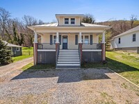 Building Photo - Renovated 3 bedroom/1 bath house in South ...