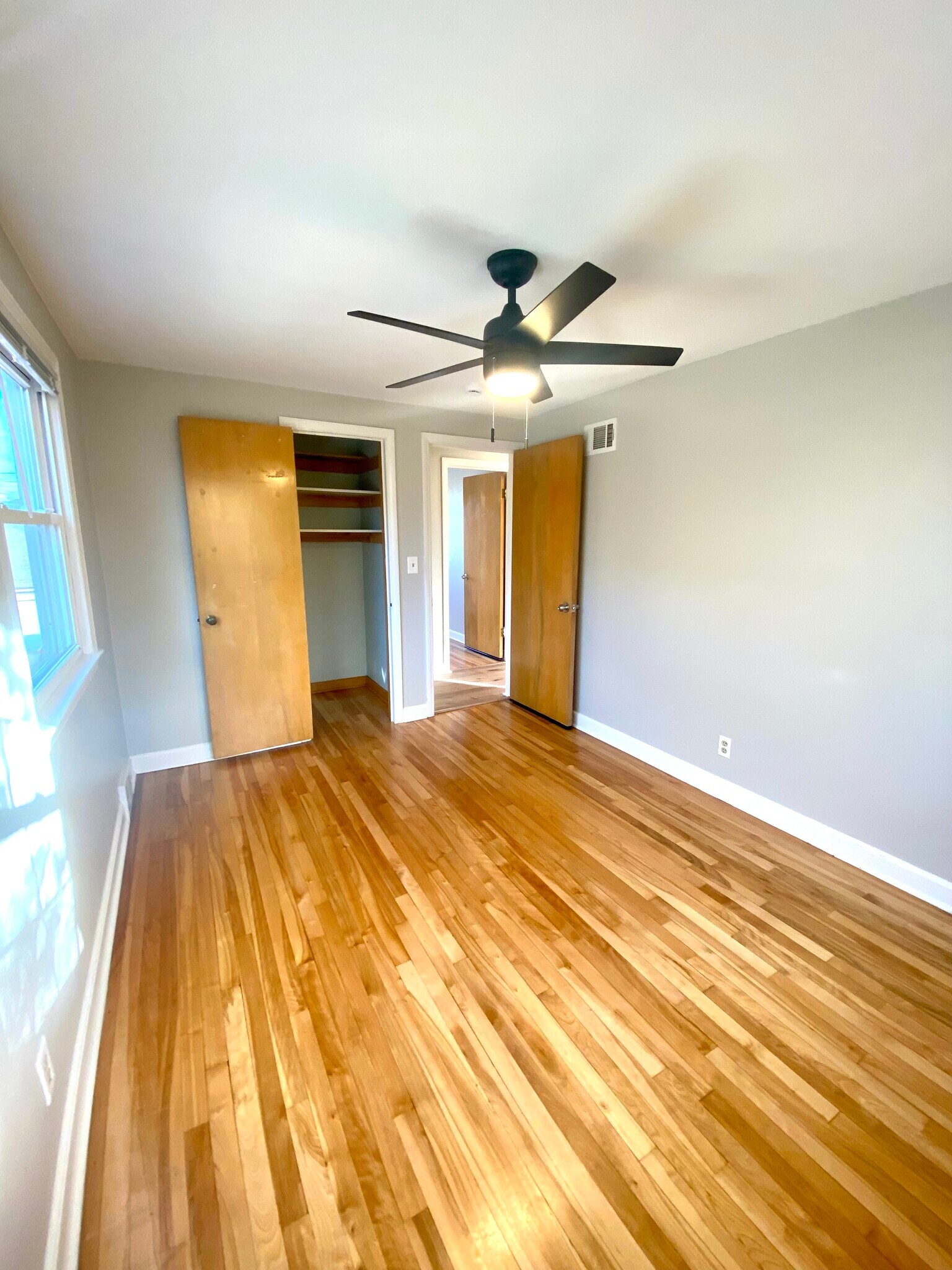 Building Photo - 3860 N Morris Blvd