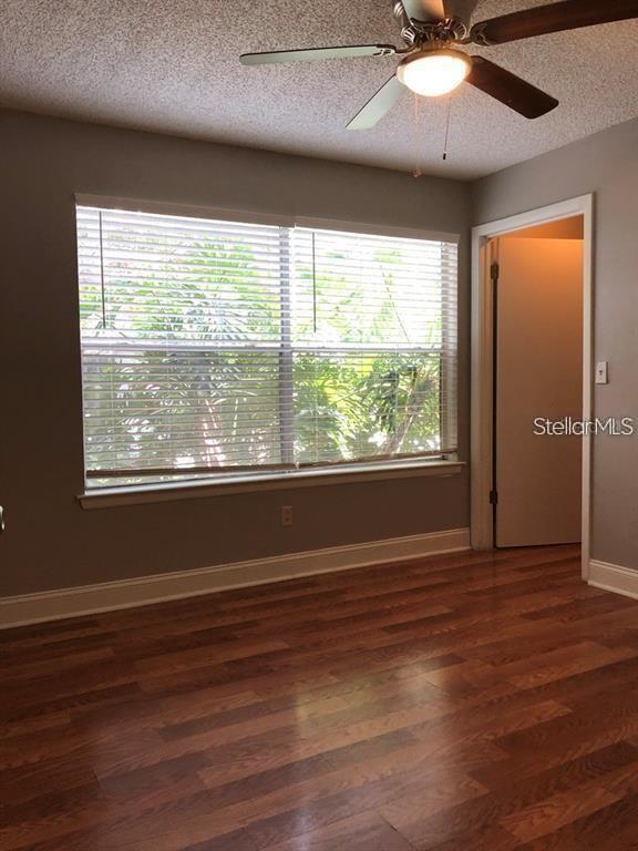 Building Photo - 2548 Grassy Point Dr