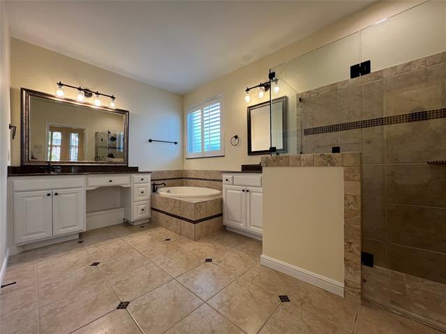 Building Photo - 609 Goliad Dr