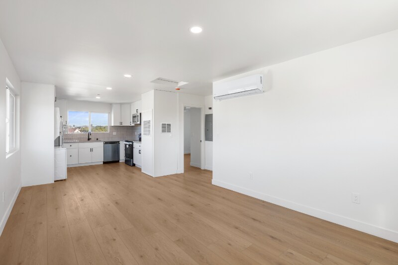 Building Photo - 3728 Acacia St