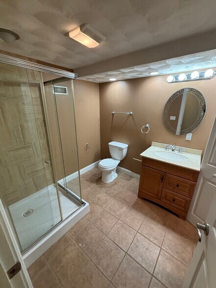 Building Photo - 30 Alfred St