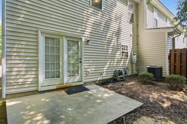 Building Photo - 3527 Londonville Ln