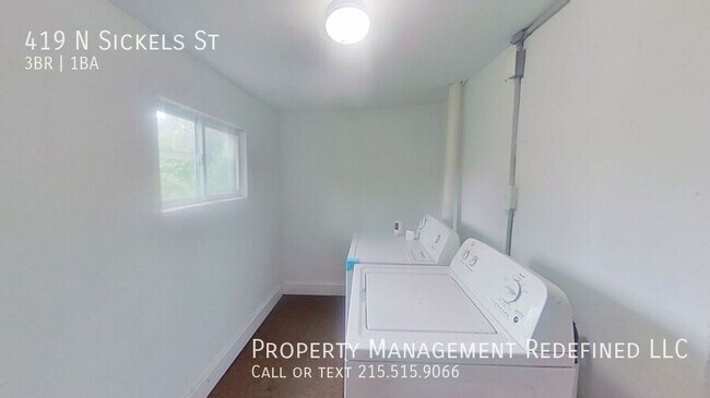 Building Photo - 419 N Sickels St