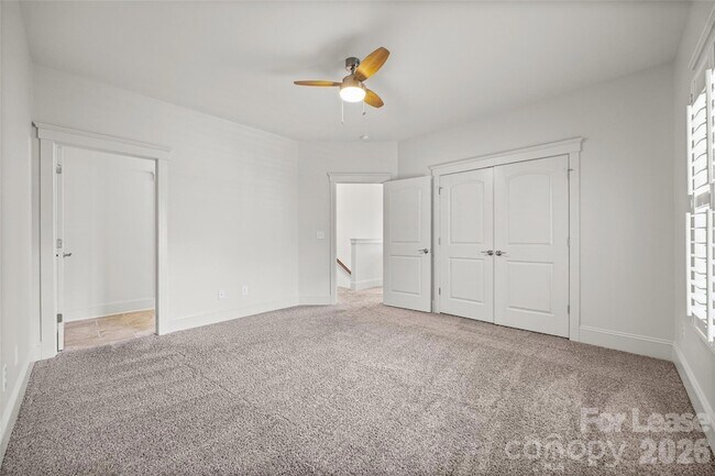 Building Photo - 706 Kingsley Way