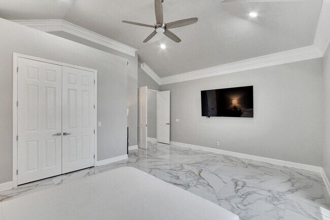 Building Photo - 941 Bunker View Dr