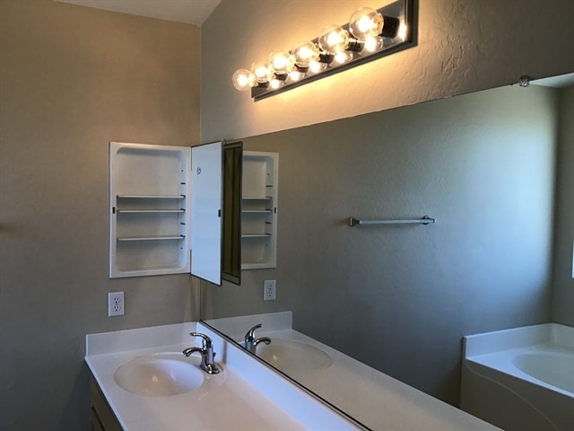 Building Photo - 1843 S 105th Dr