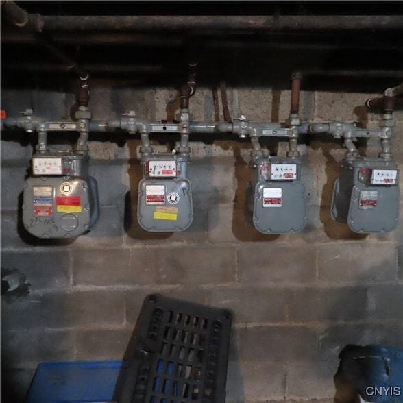 Building Photo - 540 Teall Ave