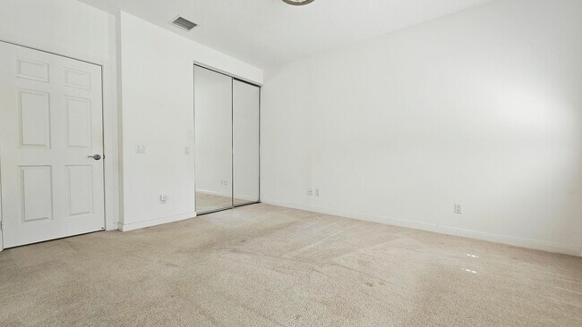 Building Photo - 2868 W Community Dr