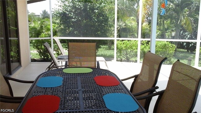 Building Photo - 4011 SW 2nd Ave