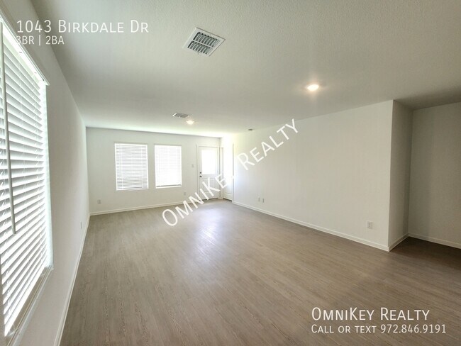 Building Photo - 1043 Birkdale Dr