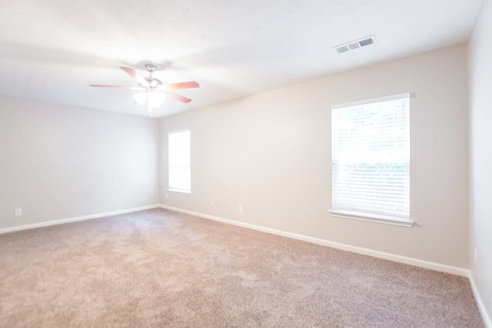 Building Photo - 417 Autumn Creek Dr