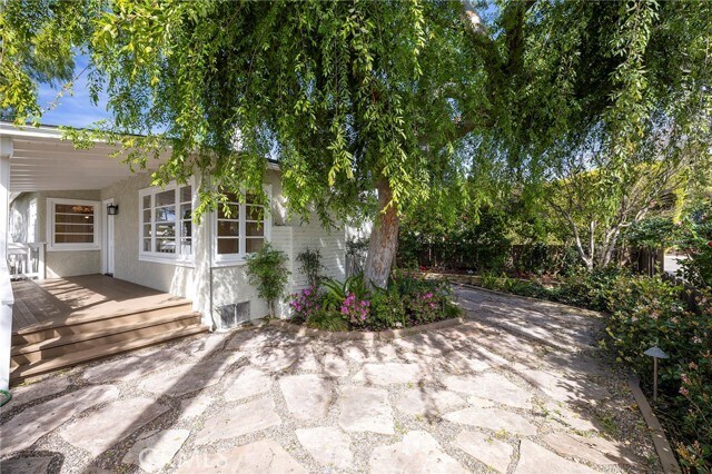 Building Photo - 508 Seaview St