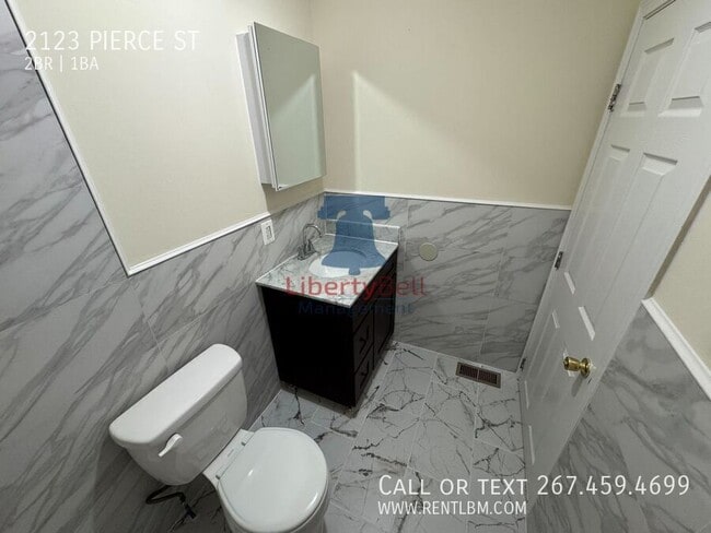 Building Photo - 2123 Pierce St