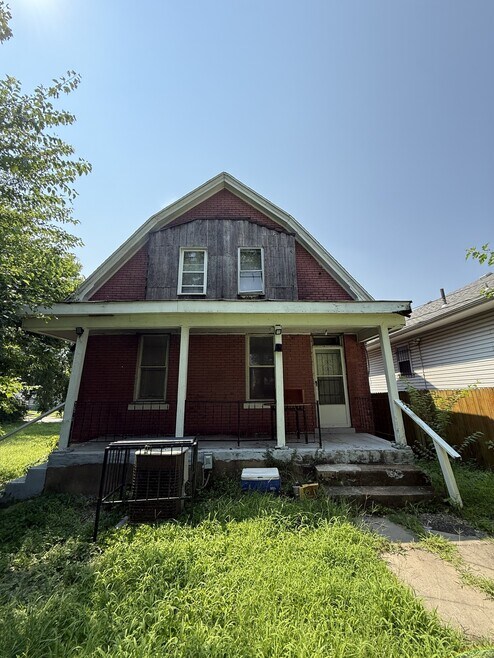 Building Photo - 740 N 22nd St