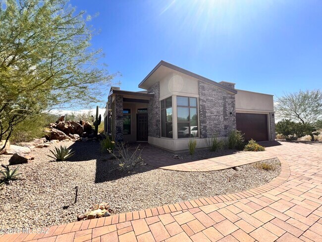 Building Photo - 14205 N Stone View Pl