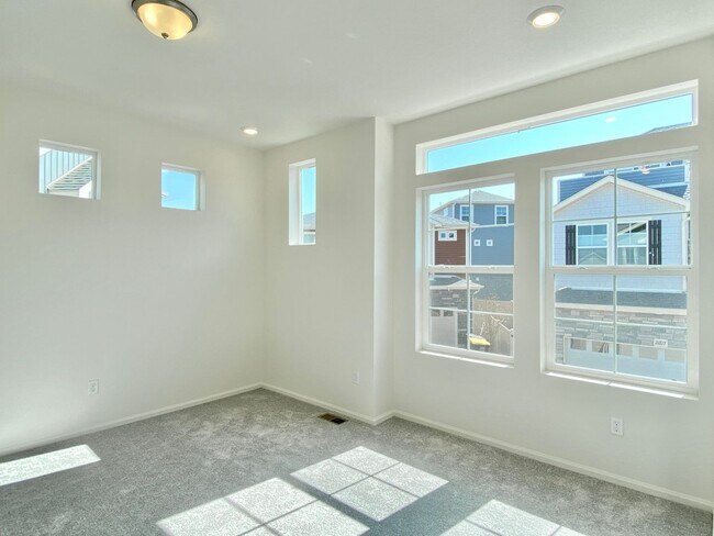 Building Photo - 21805 E 44th Pl