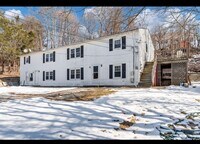 Building Photo - 14 Monson St