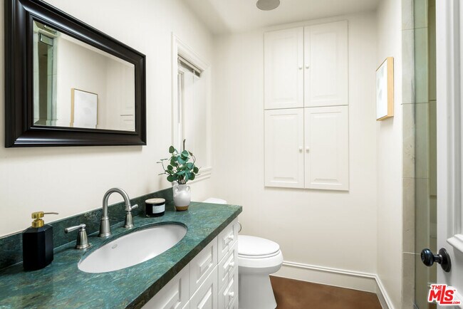 Building Photo - 508 Glen Trail