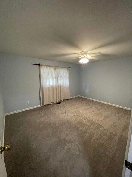 Building Photo - 2110 Bracey Cir