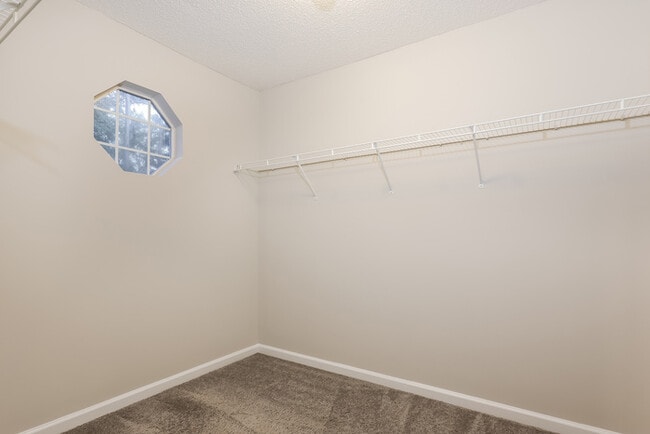 Building Photo - 2294 Coach Way