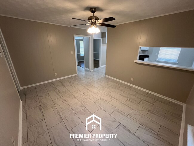 Building Photo - NEWLY RENOVATED 4BR/2BA Whitehaven Home | Detached 2-Car Garage & Tile Floors