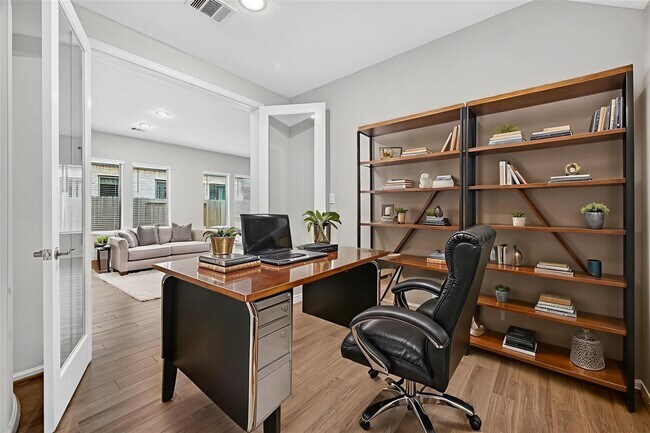 Building Photo - 10535 Cecilia Star Ln