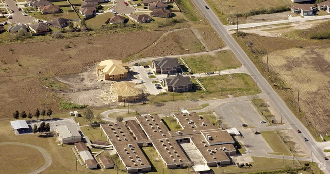 Aerial Photo - Red Oak Apartments Phase II