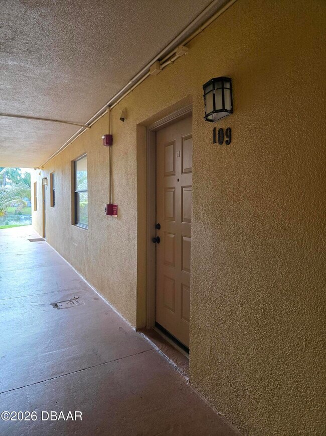 Building Photo - 11453 NW 39th Ct