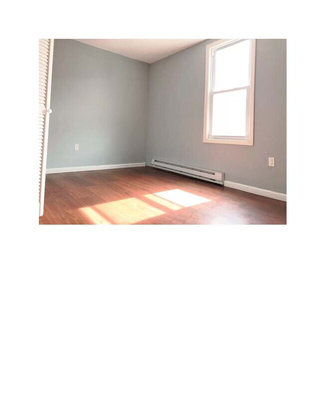 Building Photo - 212 Port Ave