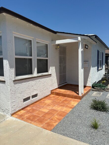 Building Photo - 4014 Paula St