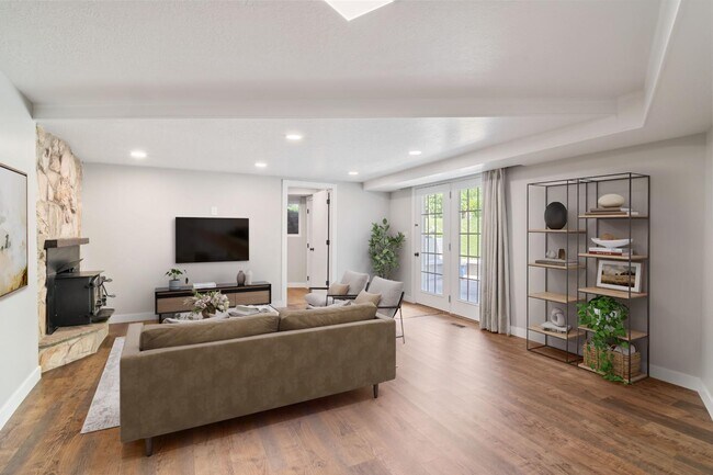 Building Photo - 1159 300 W