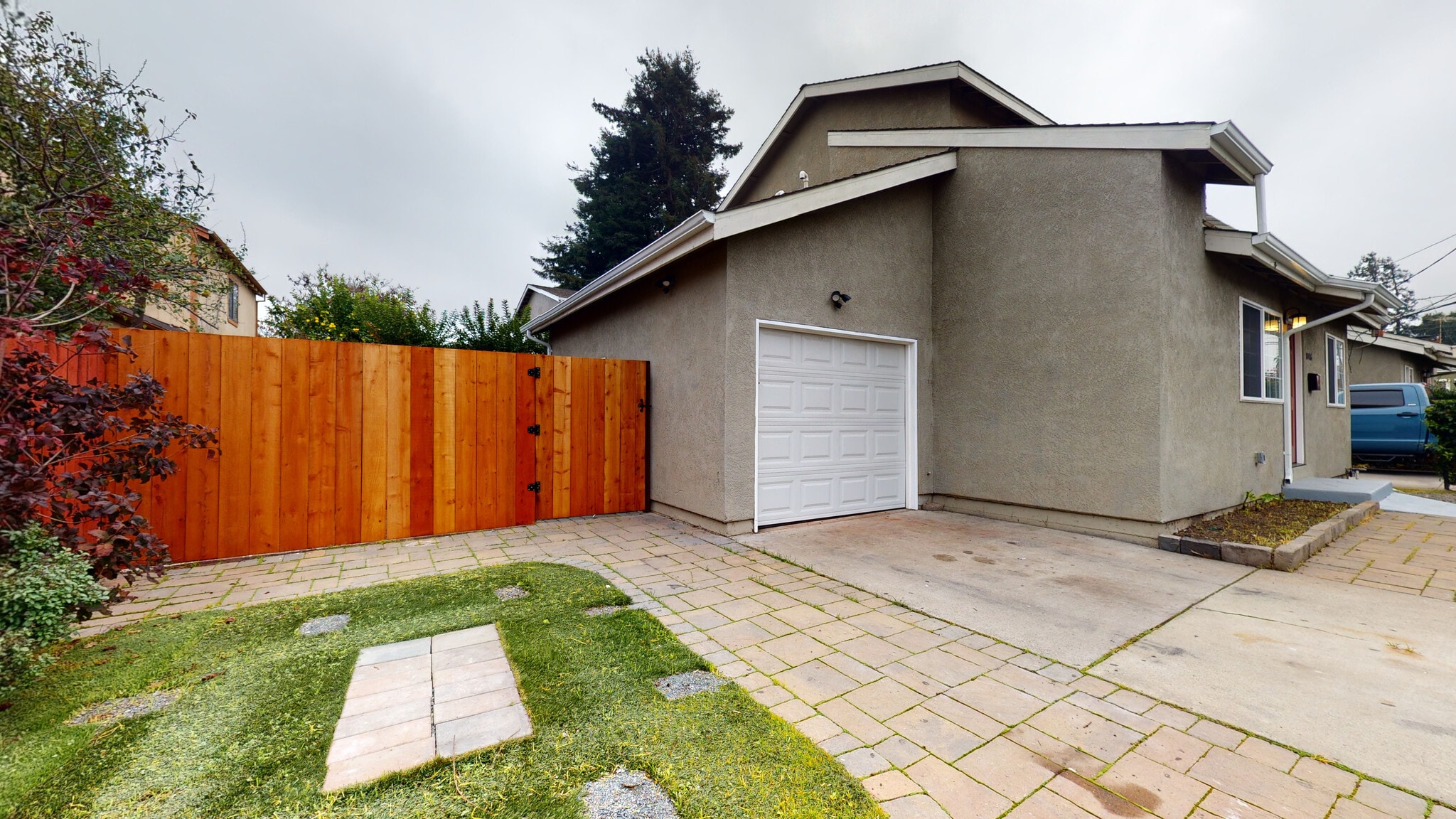 Building Photo - 1006 Tilton Ave