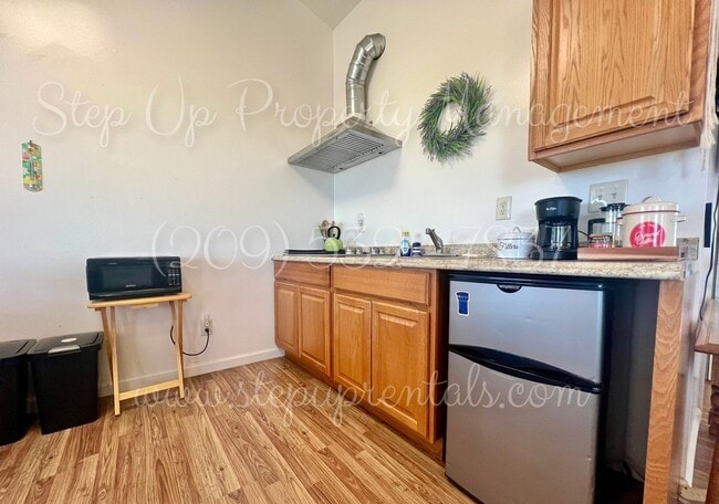 Building Photo - 8440 Ponderosa Way