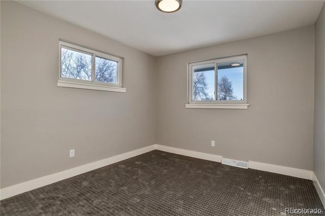 Building Photo - 480 S Ivy St